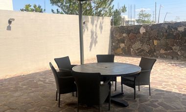 Hermosa casa amueblada en LA CAMPIÑA. ZONA NORTE León, Gto. DE UNA PLANTA