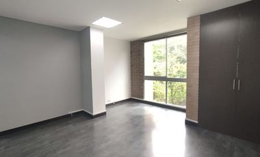 PR21817 Oficina en venta en el sector Milla de Oro