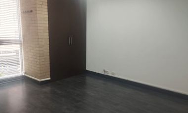 PR21817 Oficina en venta en el sector Milla de Oro