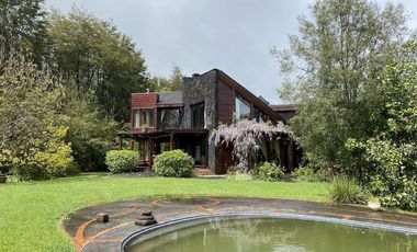 casa de ensueño  con vista panoramica al Lago Villarrica / sector club de campo