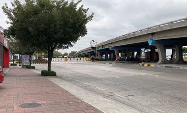 Local Comercial de Alquiler Av. de las Américas, Guayaquil, Ecuador