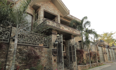 FOR SALE FIRST CLASS PRIVATE ESTATE AND/OR POSSIBLE 5-STAR RESORT / BED & BREAKFAST