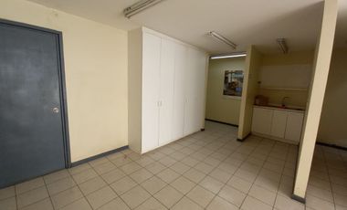 Valparaíso, Centro, calle Condell, gran oficina 1046 MT2 para institución o empresa