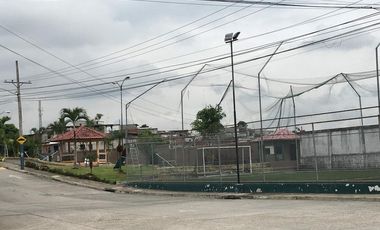 Venta de Terreno Con Excelente Vista, Ubicado en Ceibos Norte