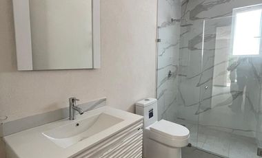 VENTA DE CASA DE 2 NIVELES CON ALBERCA Y JARDÍN PRIVADO EN YAUTEPEC.