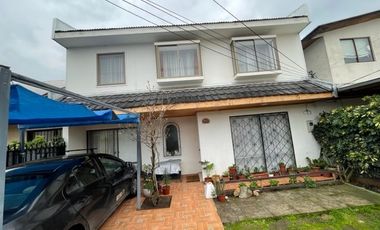 VENDE HERMOSA Y AMPLIA CASA (TALCA)