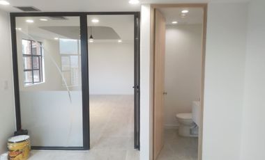 PR21314 Oficina o Consultorio en venta en el sector Milla de Oro