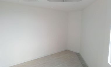 PR21314 Oficina o Consultorio en venta en el sector Milla de Oro