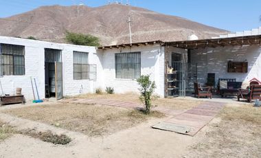 Venta De Casa Huerta 2300 M2 En Salas