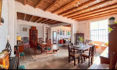 Venta De Casa Huerta 2300 M2 En Salas