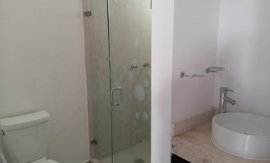 Departamento en Planta Baja en Venta. Viñedos, Queretaro
