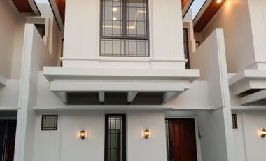 Dijual Rumah Ready Stock 2 Lantai Mewah Dekat RSUD Pondok Gede Jatiasih Bekasi