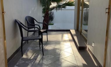 CASA EN VENTA EN INTERLOMAS REMODELADA  - Oportunidad Única