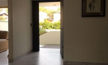 CASA EN VENTA EN INTERLOMAS REMODELADA  - Oportunidad Única