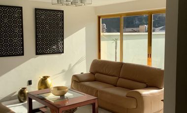 CASA EN VENTA EN INTERLOMAS REMODELADA  - Oportunidad Única