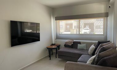 VENTA CASA EN ZAKIA, CONDOMINIO FRENTE A PLAZA COMERCIAL