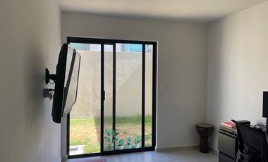 VENTA CASA EN ZAKIA, CONDOMINIO FRENTE A PLAZA COMERCIAL