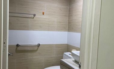 Fully furnished 3 bedroom unit for sale in Renaissance 2000 near Tektite, Podium Mall, Estancia, Capitol Commons, Ortigas and 30th Mall