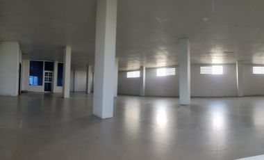 Durán - alquilo local comercial ideal para varios negocios (J Luna)