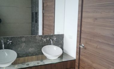 Casa por estrenar sector Capelo valle los chillos 4 habitaciones, 160m2