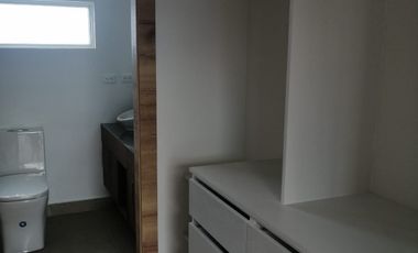 Casa por estrenar sector Capelo valle los chillos 4 habitaciones, 160m2