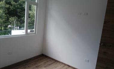 Casa por estrenar sector Capelo valle los chillos 4 habitaciones, 160m2