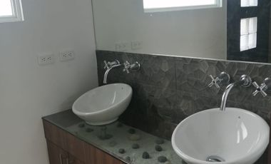 Casa por estrenar sector Capelo valle los chillos 4 habitaciones, 160m2