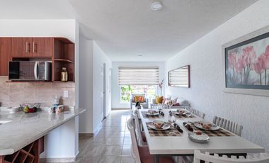 Casa en Venta con alberca de 3 recamaras a 15 minutos de Cuernavaca, en Emiliano Zapata Morelos