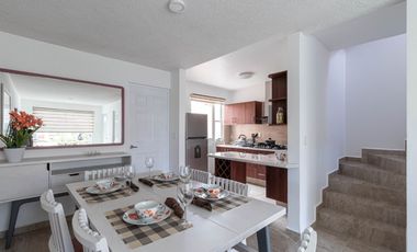 Casa en Venta con alberca de 3 recamaras a 15 minutos de Cuernavaca, en Emiliano Zapata Morelos