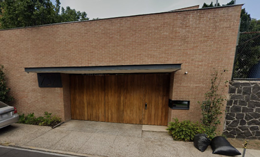 Casa en Venta en calle Fuego,  Jardines del Pedregal, Álvaro Obregón CDMX