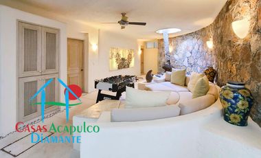 Hermosa casa en renta vacacional. Con alberca privada, vista al mar y cancha de tenis