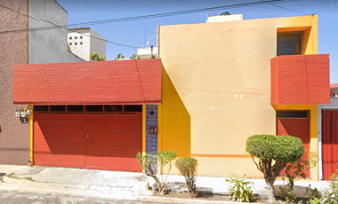 Casa En Calle Delphos Col. Los Pilares Puebla  Oportunidad ***JHRE