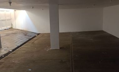 AMPLIA CASA EN RENTA, EN EL CENTRO DE TOLUCA PARA, OPTIMA PARA OFICINAS, zona la Merced.