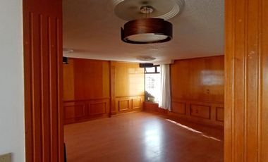 AMPLIA CASA EN RENTA, EN EL CENTRO DE TOLUCA PARA, OPTIMA PARA OFICINAS, zona la Merced.