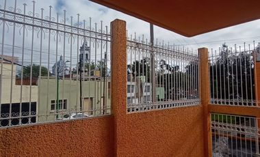 AMPLIA CASA EN RENTA, EN EL CENTRO DE TOLUCA PARA, OPTIMA PARA OFICINAS, zona la Merced.
