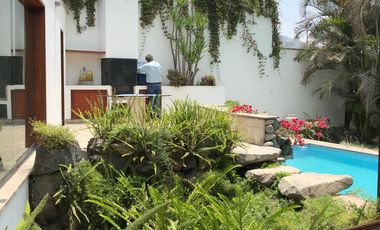 Casa moderna con piscina Arq Malachowsky