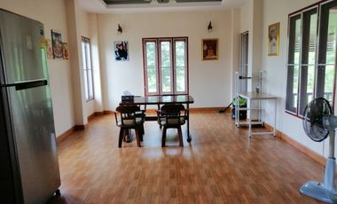 House for sale in front of Wat Tha Sung,Super rare location,Flooded free, Good for resort accommodation.