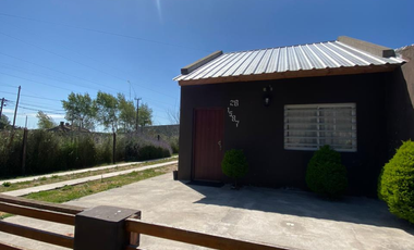 CASA DE 3 AMBIENTES  CON GRAN PATIO  Y QUINCHO, LAS TONINAS