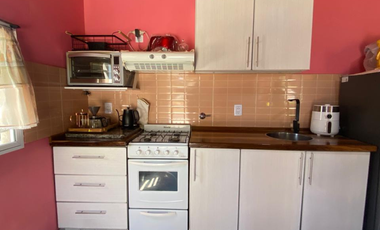 CASA DE 3 AMBIENTES  CON GRAN PATIO  Y QUINCHO, LAS TONINAS