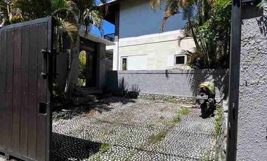 VILLA MODERN TROPIS 2 LANTAI DI LANGUI KAUH UNGASAN BADUNG