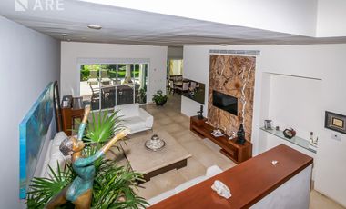 Casa amueblada en Renta, Residencial Isla Dorada, Cancún Quintana Roo.