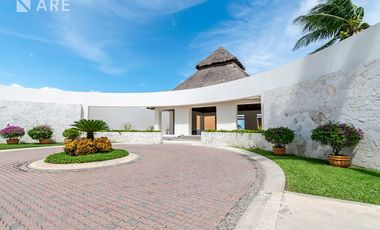 Casa amueblada en Renta, Residencial Isla Dorada, Cancún Quintana Roo.