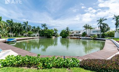 Casa amueblada en Renta, Residencial Isla Dorada, Cancún Quintana Roo.