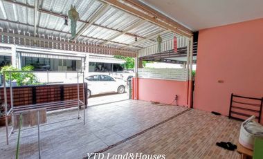 2 storey townhome for sale in The Connect Suvarnabhumi 2 project.