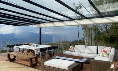 PR17074 Casa en venta en el sector Alto de las Palmas, Envigado