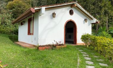 PR17074 Casa en venta en el sector Alto de las Palmas, Envigado