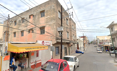 SE VENDE EDIFICIO DE OFICINAS Y LOCALES  COMERCIALES