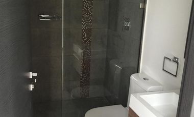 HERMOSO DEPARTAMENTO AMUEBLADO EN TORRE ADAMANT II UBICACIÓN PRIVILEGIADA