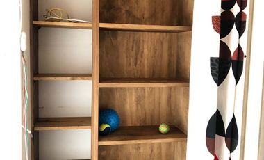 Depto 2 dormitorios con estacionamiento en corazón Cerro Alegre