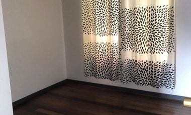 Depto 2 dormitorios con estacionamiento en corazón Cerro Alegre